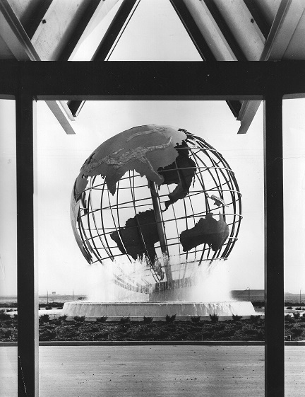 The Globe at the LW entrance